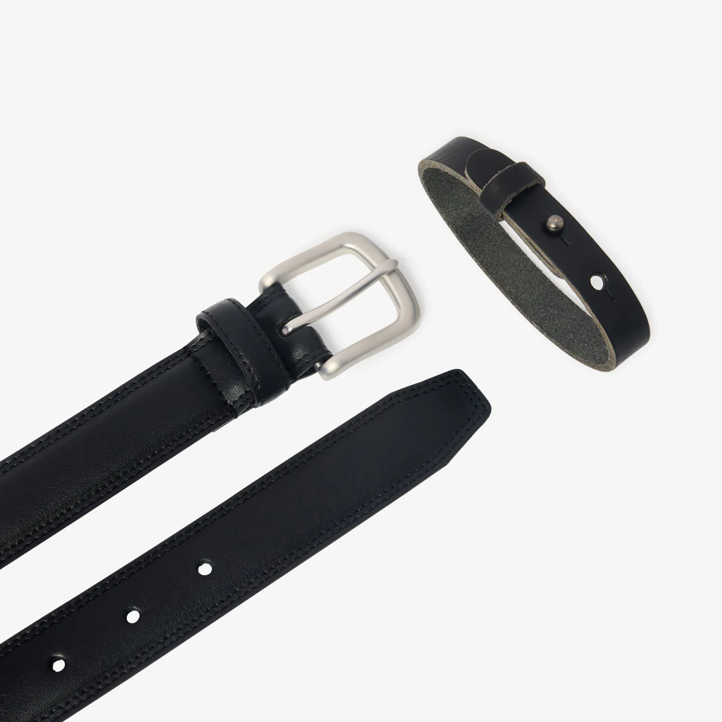 Box met riem en leren armband