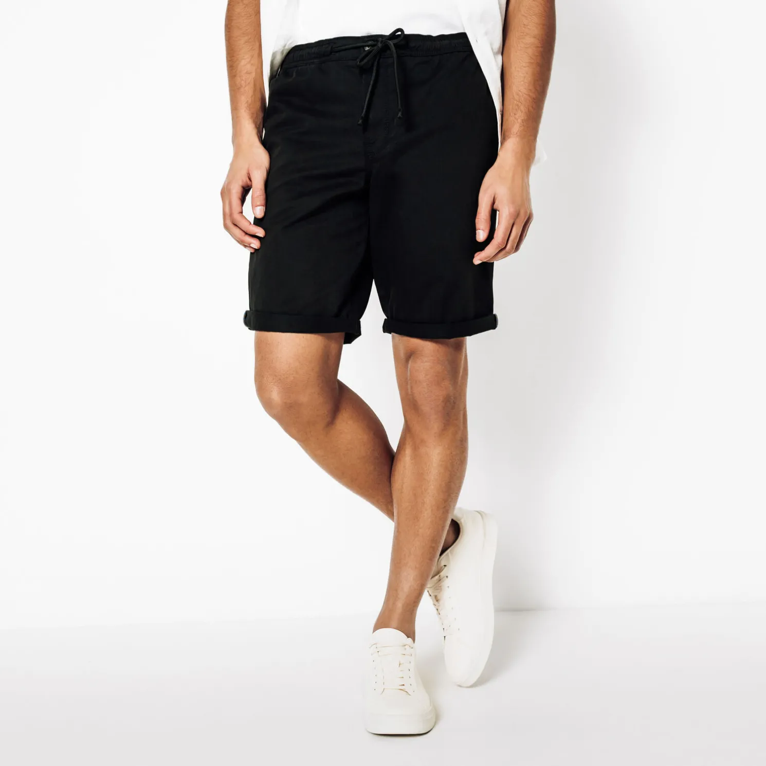 Chinobermuda met elastische taille