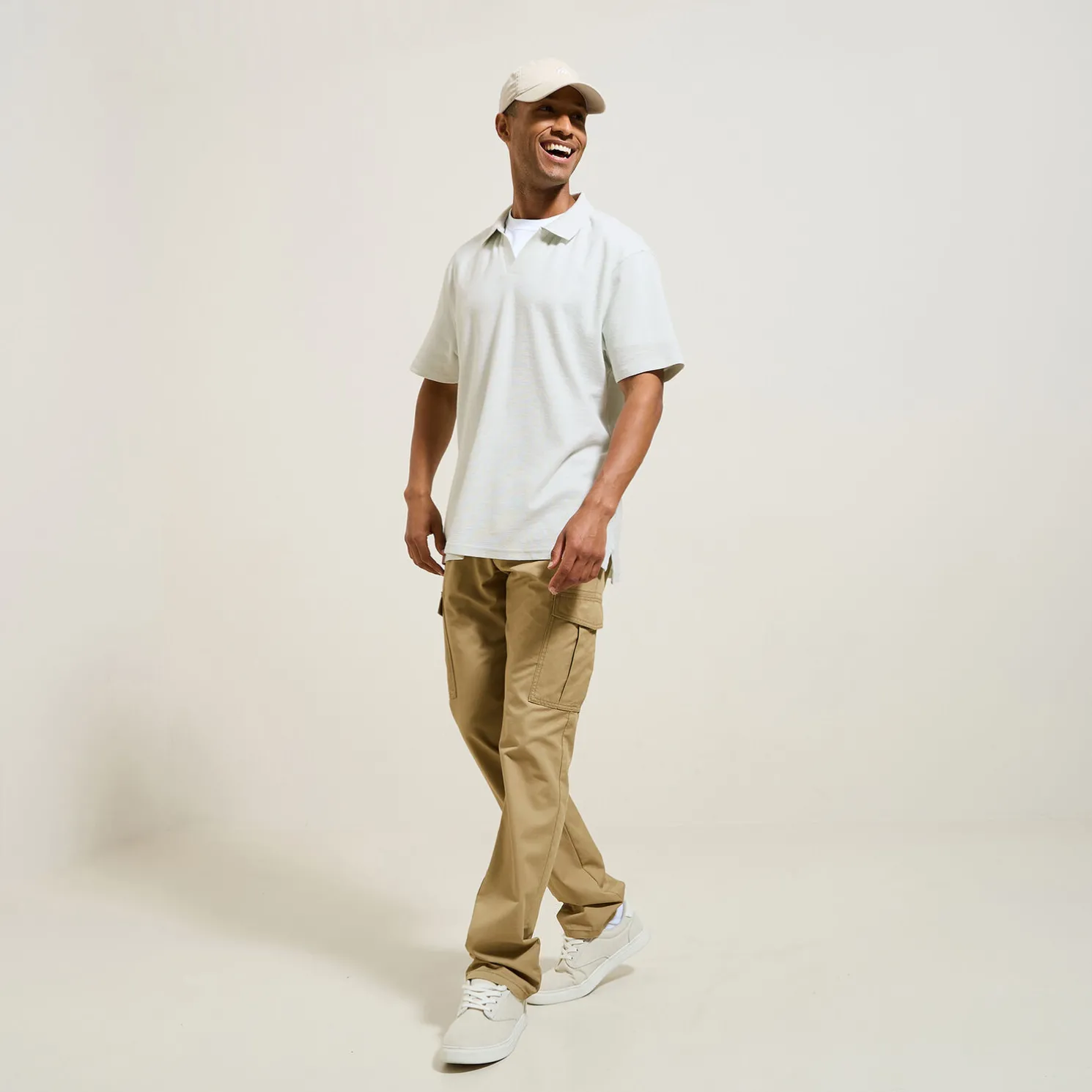 Effen relaxed polo met korte mouwen en resortkraag