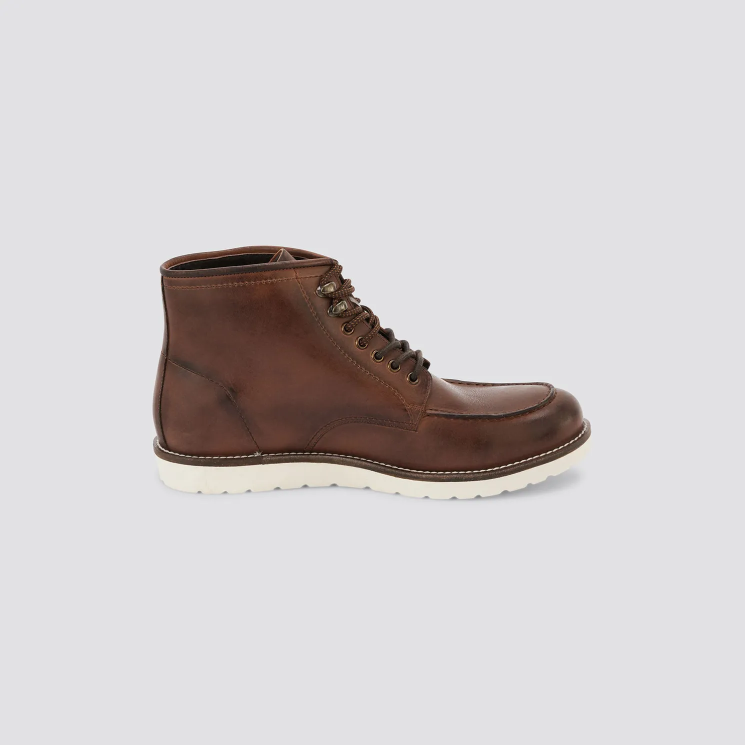 Enkelhoge boots met veters