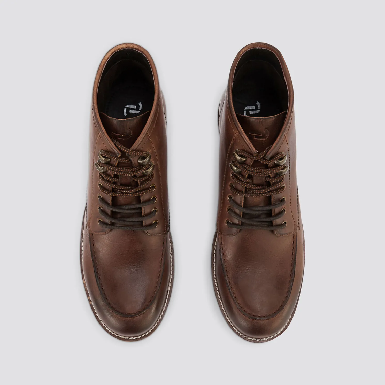 Enkelhoge boots met veters