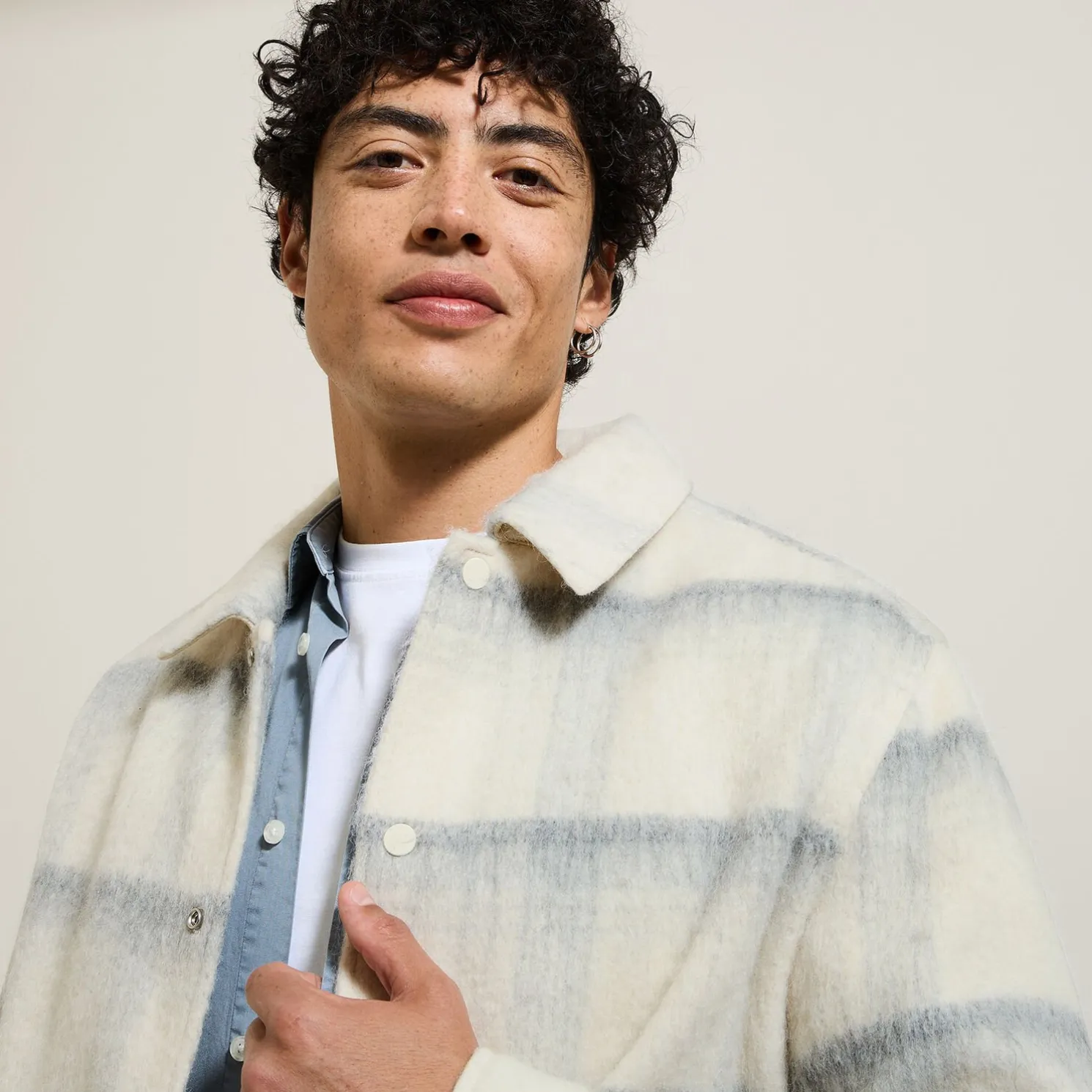 Geruit overhemdjas voor tussenseizoen