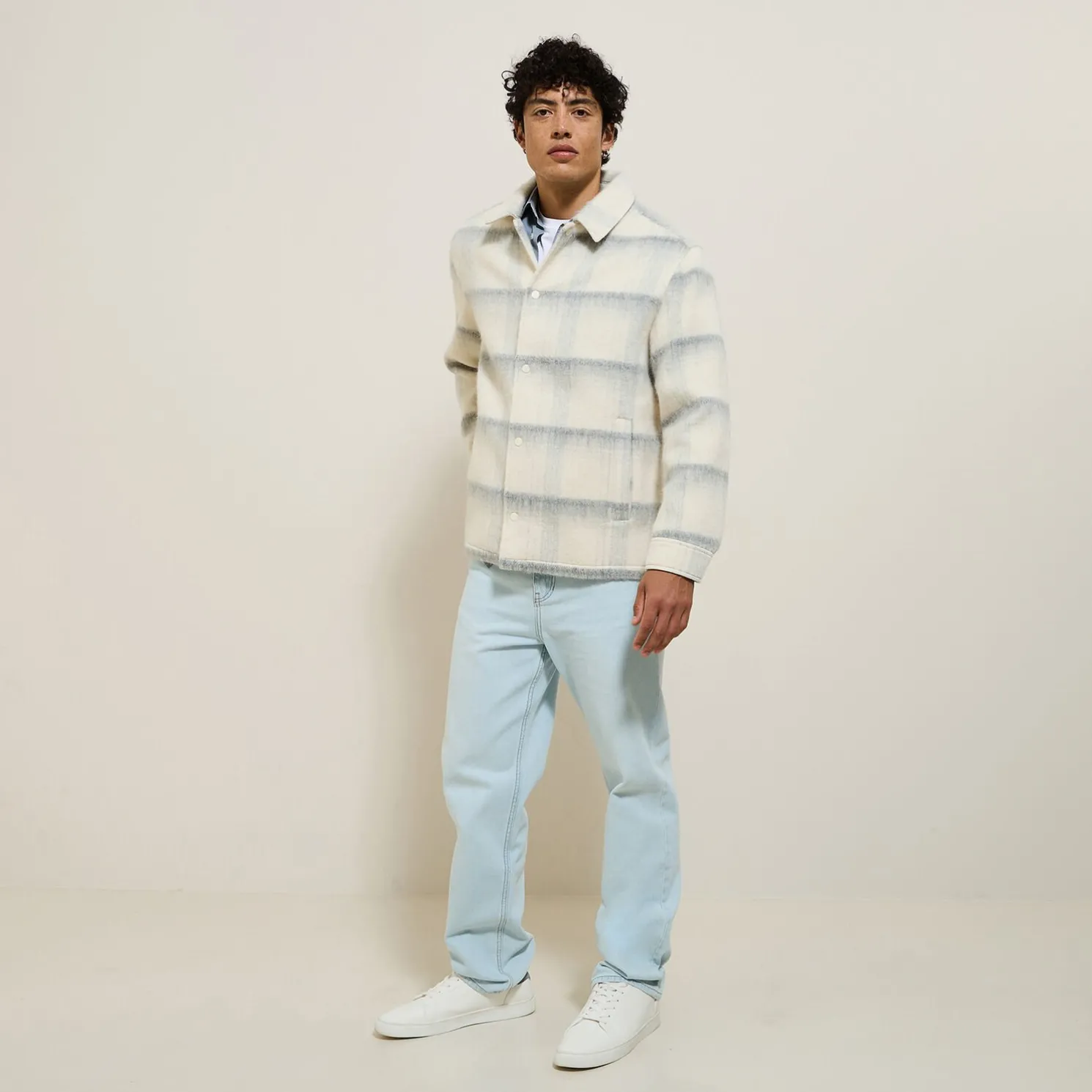 Geruit overhemdjas voor tussenseizoen