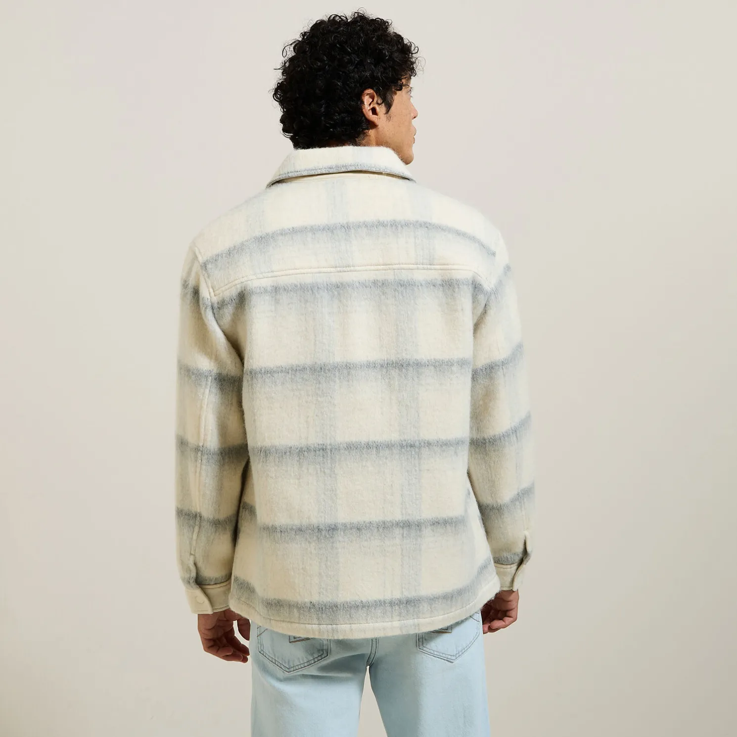 Geruit overhemdjas voor tussenseizoen