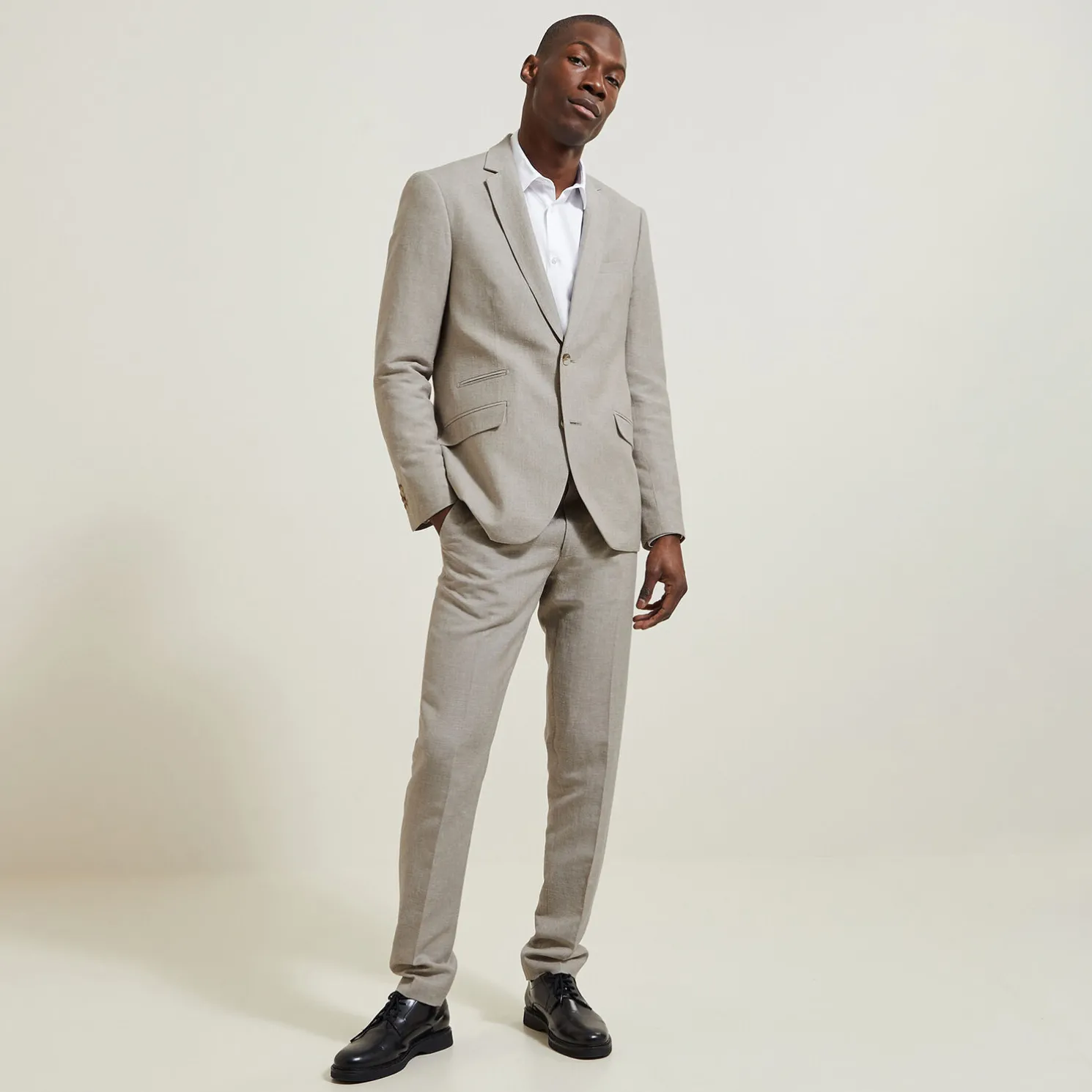 Het pakket slim kostuum - Beige