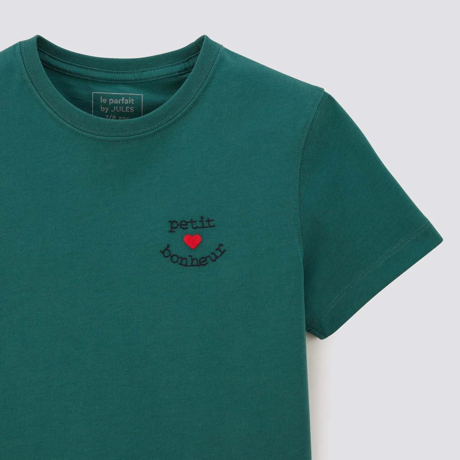 Kinder-T-shirt met borduursel op de borstn