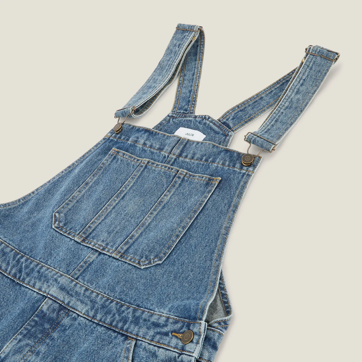 Overall in denim