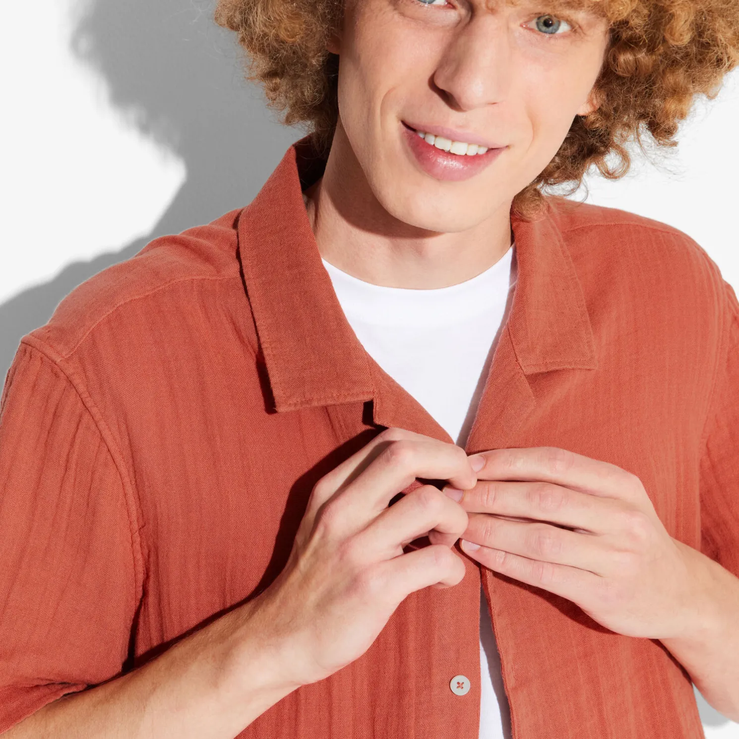 Regular effen hemdje in katoengaas