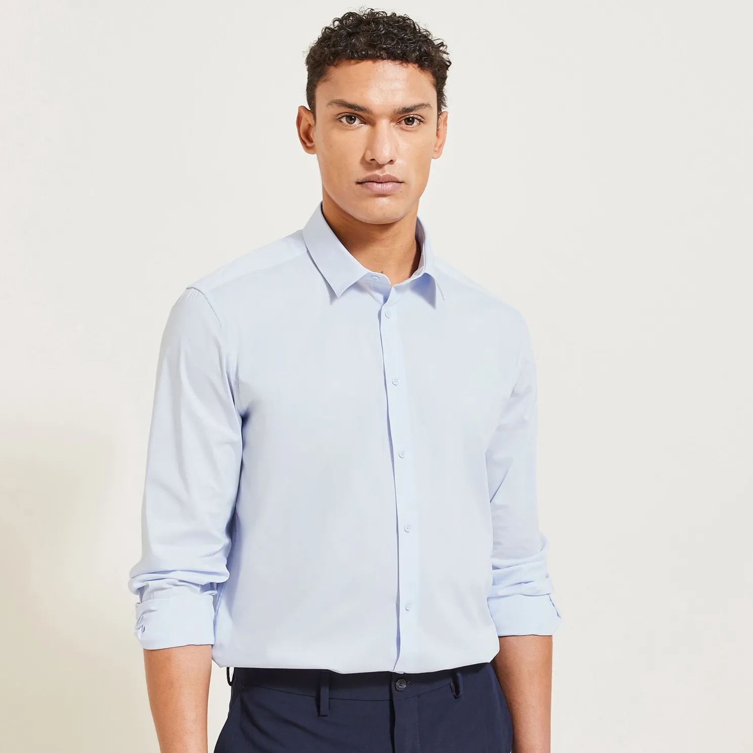 Regular effen hemd in katoen, nylon en elastaan