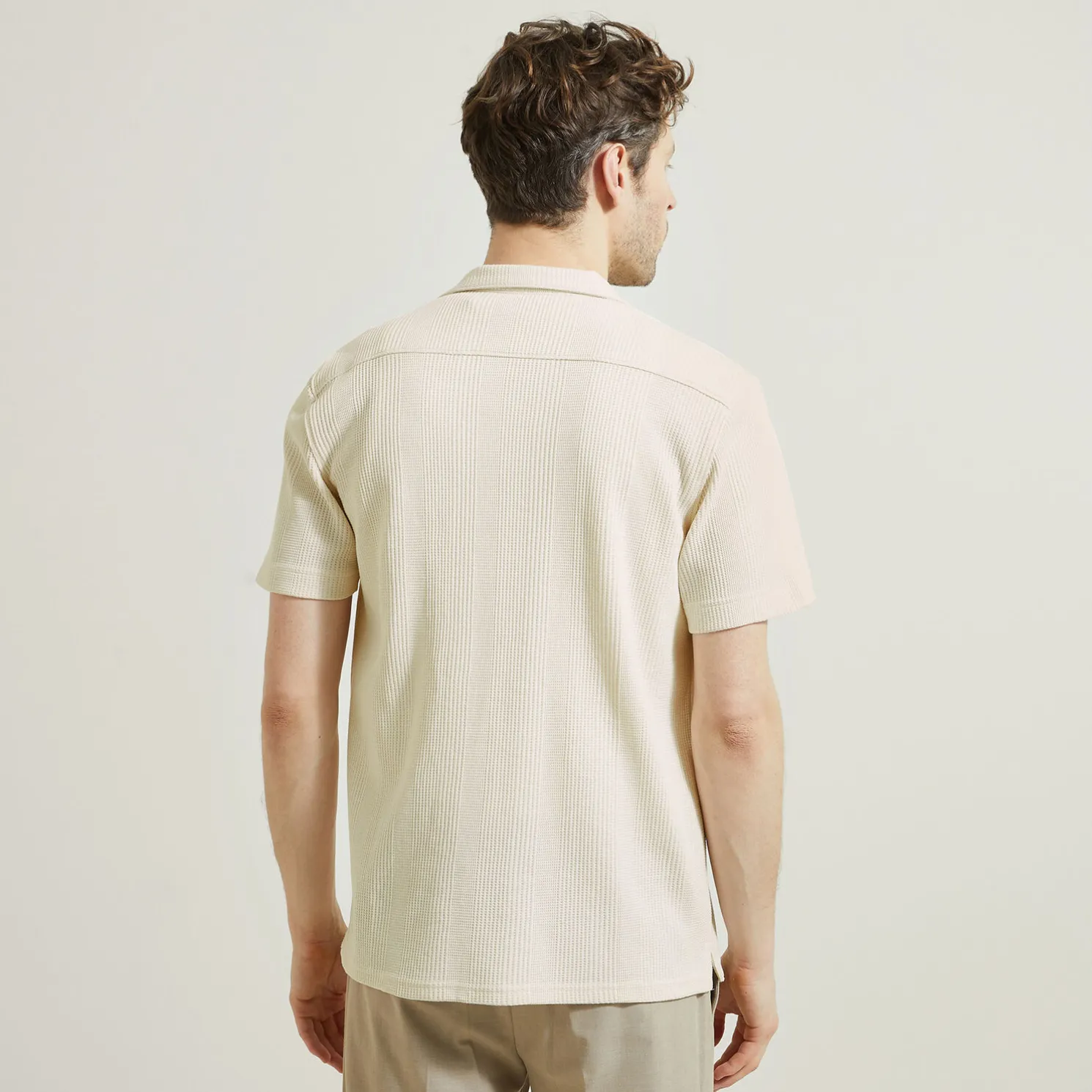 Regular effen katoenen hemdje met wafeleffect