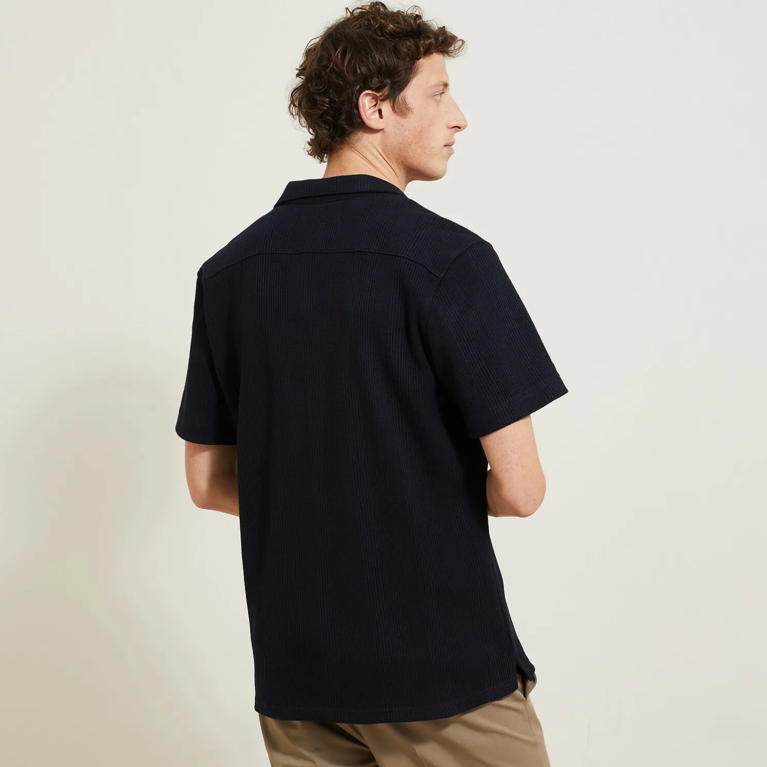 Regular effen katoenen hemdje met wafeleffect