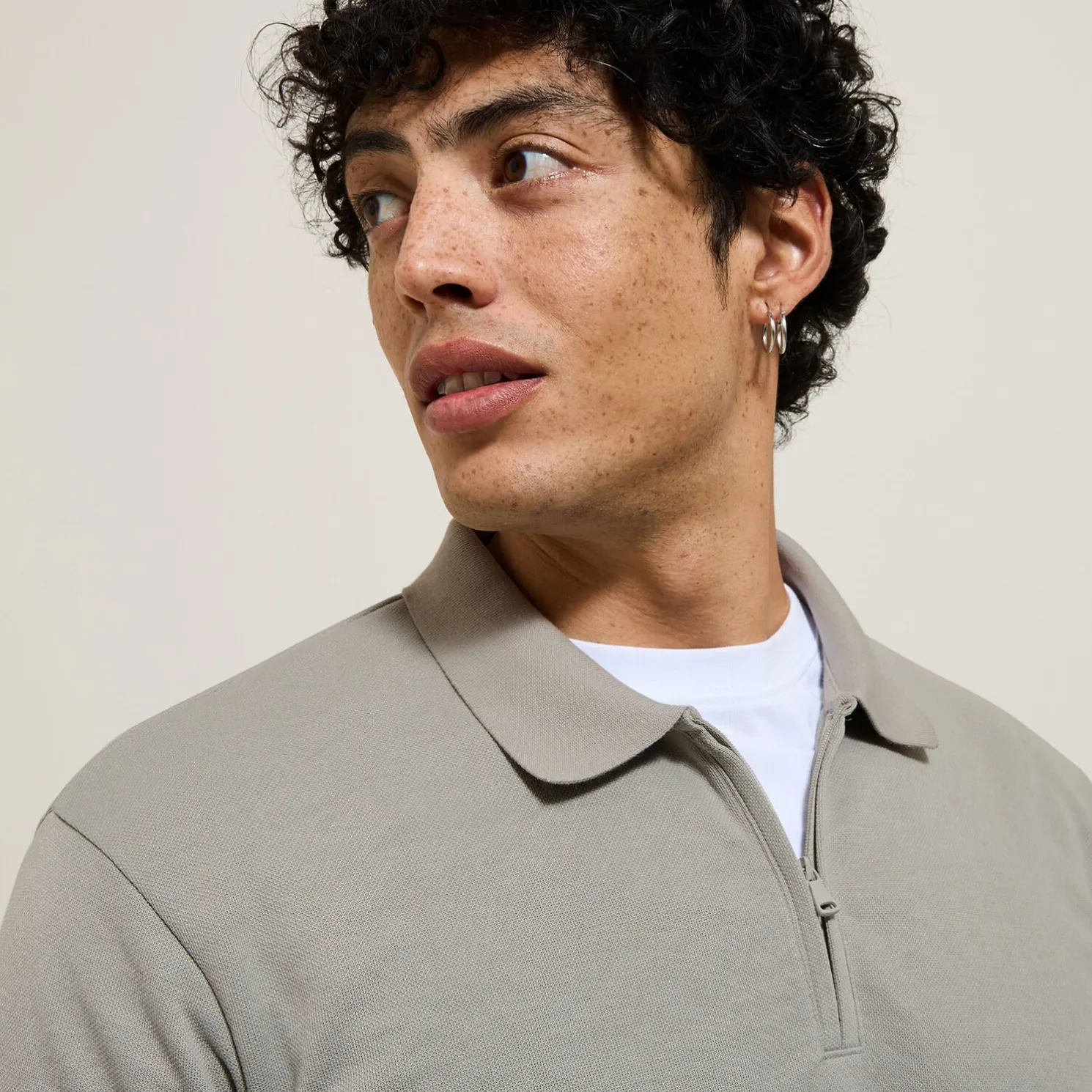 Relax polo in textuurstof met korte mouwen en polo