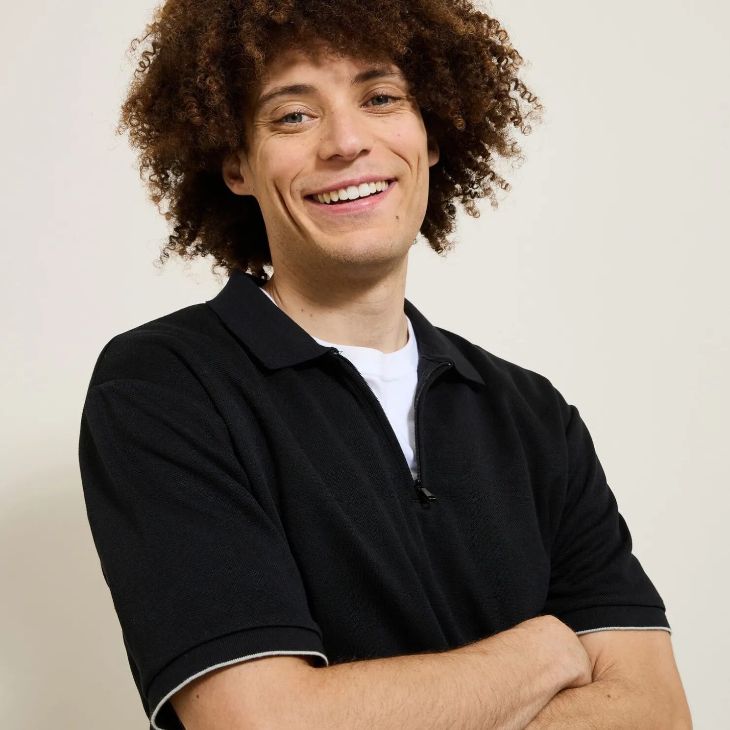 Relax polo in textuurstof met korte mouwen en polo