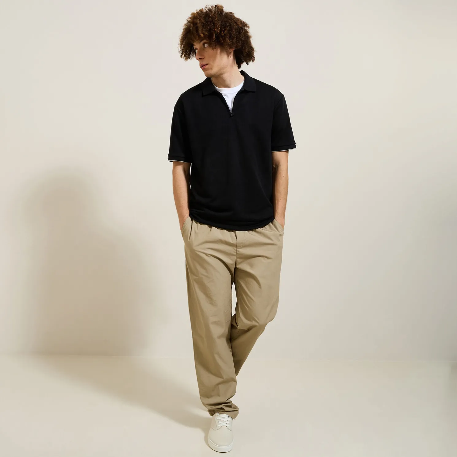 Relax polo in textuurstof met korte mouwen en polo