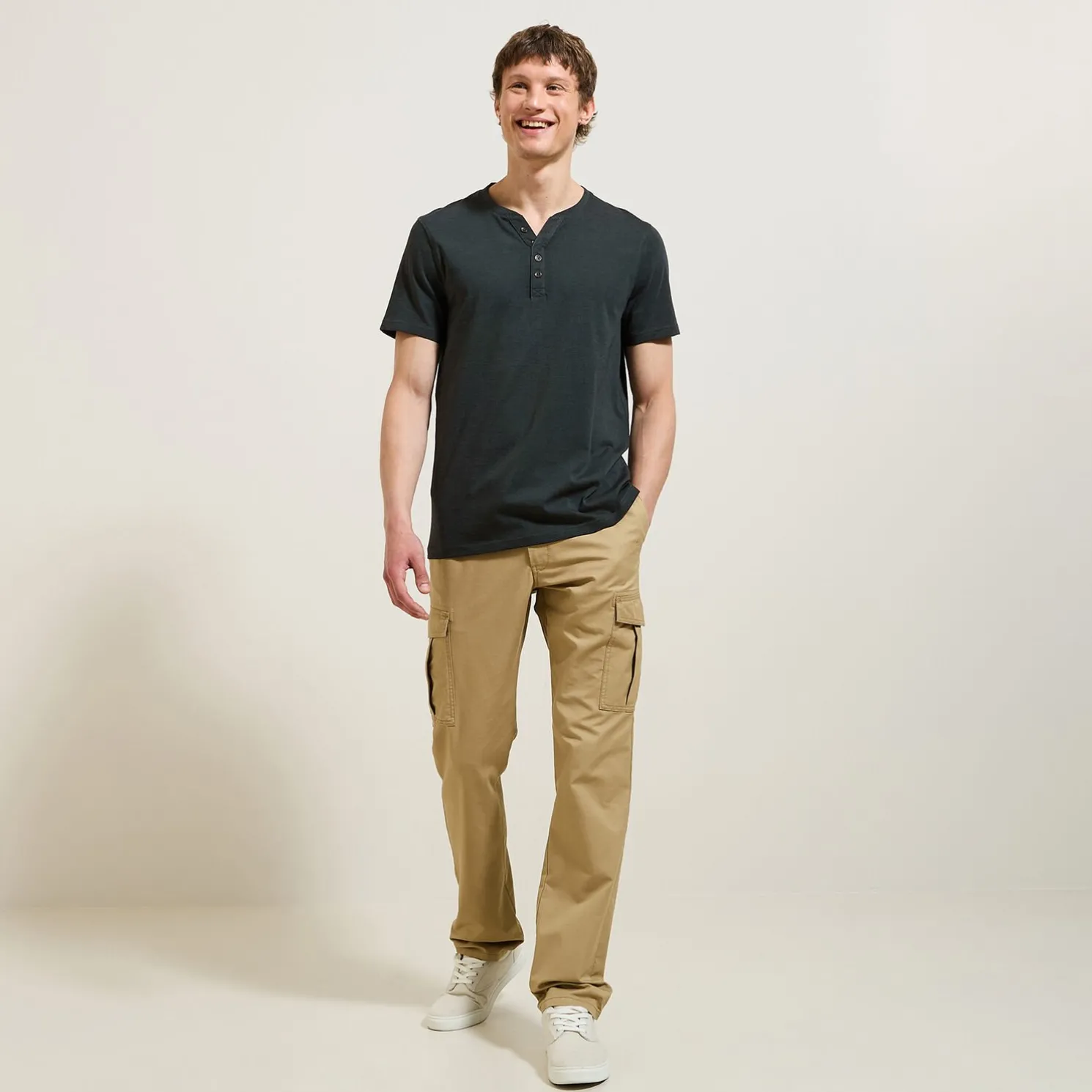 Slim T-shirt met Tunesische kraag