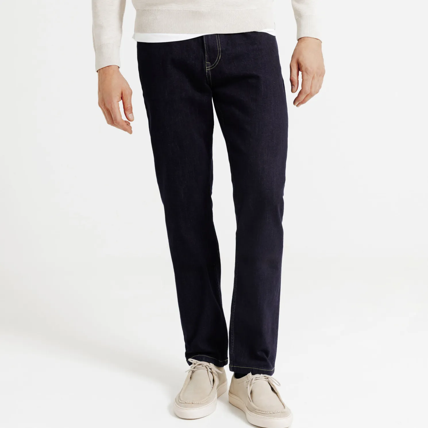 Straight jeans in ruw denim