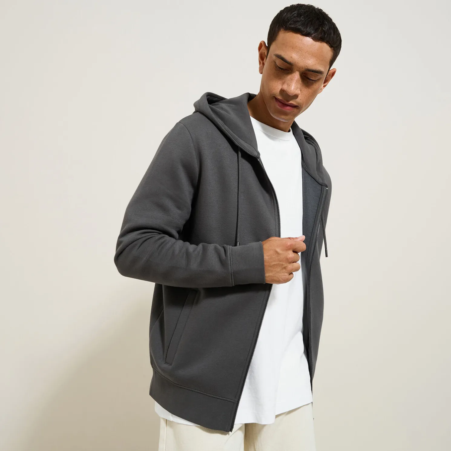 Sweater met kap en rits