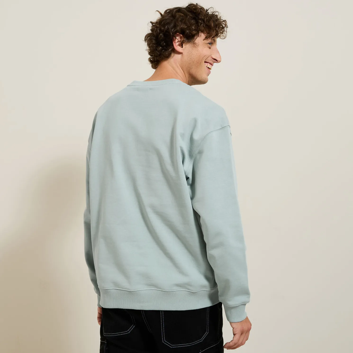 Sweater ronde hals, zak en afbeelding