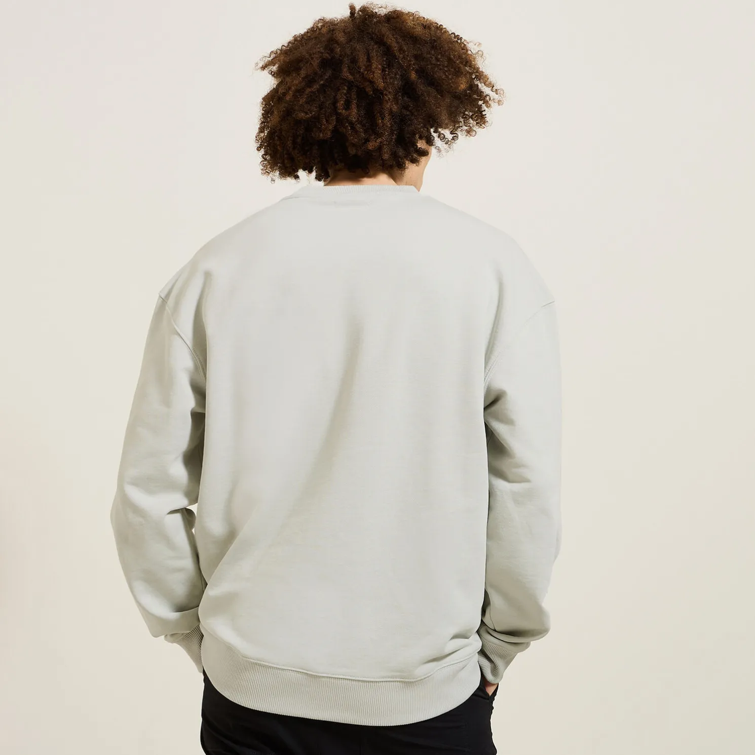 Sweater ronde hals, zak en afbeelding