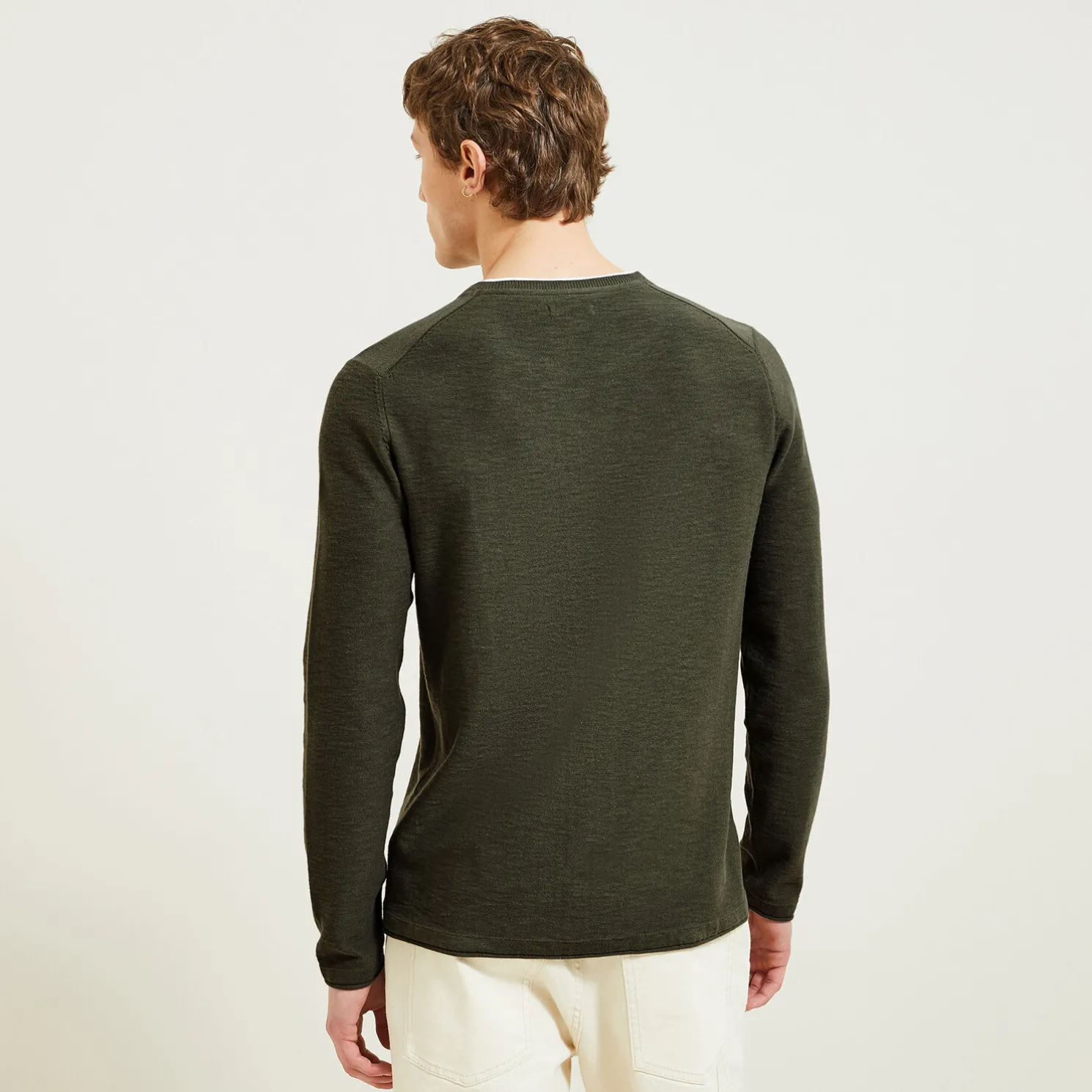 Trui met dubbele halslijn