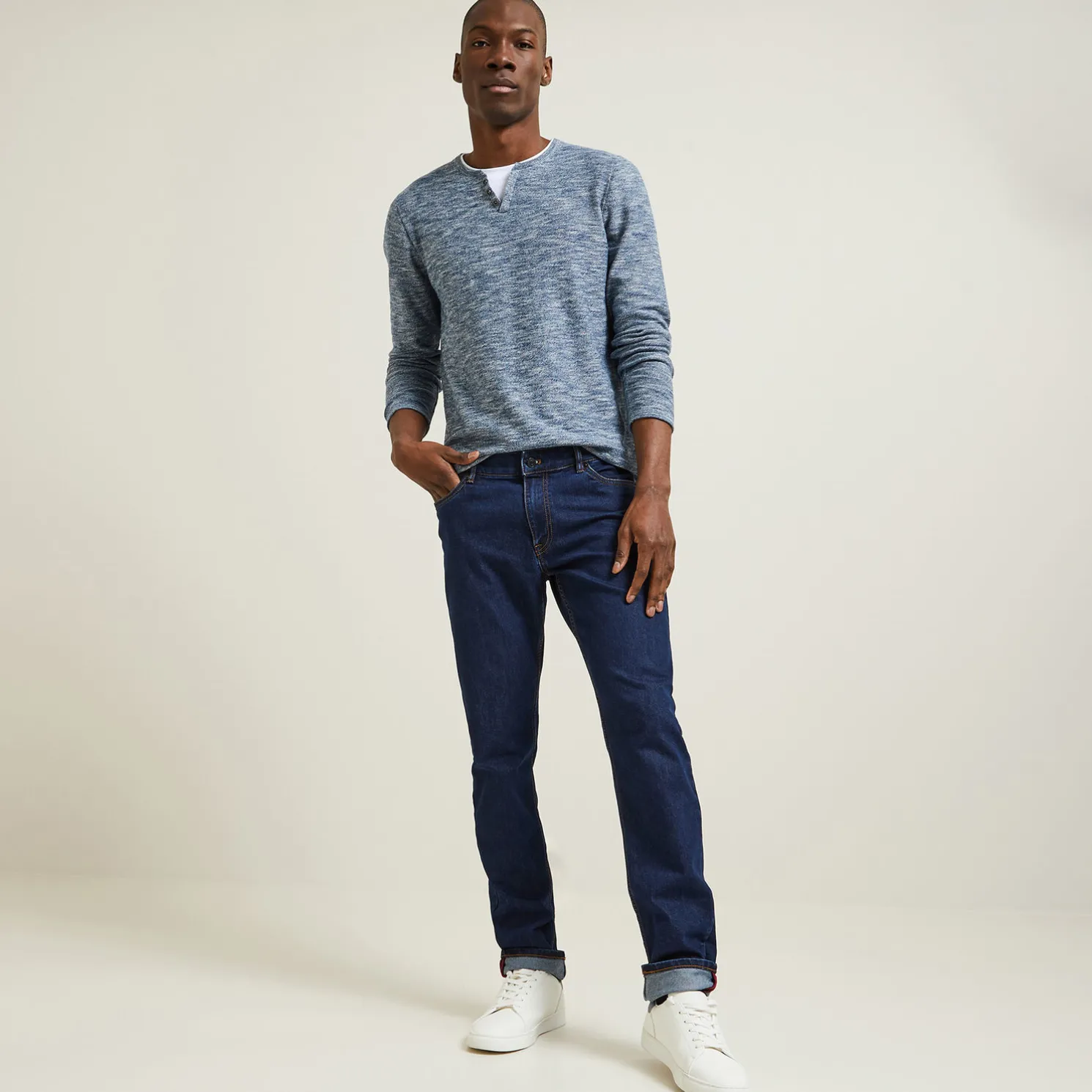 Trui met dubbele halslijn