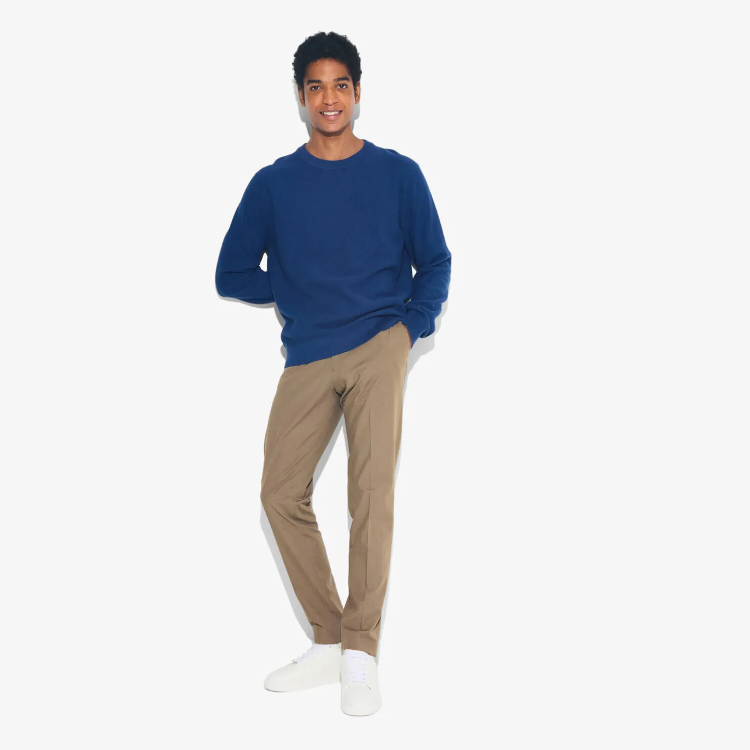 Trui met ronde hals en stekenpatroon