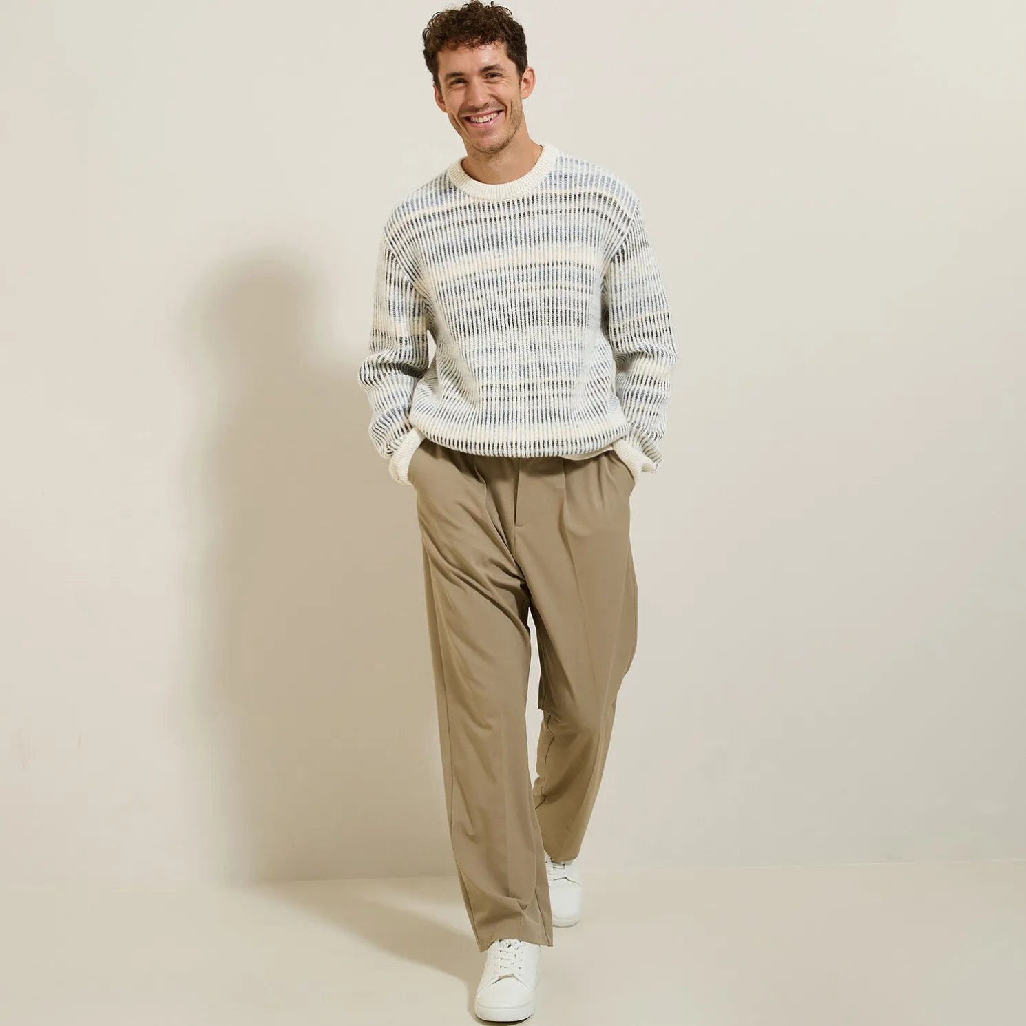 Trui met ronde hals en kleurverloopeffect