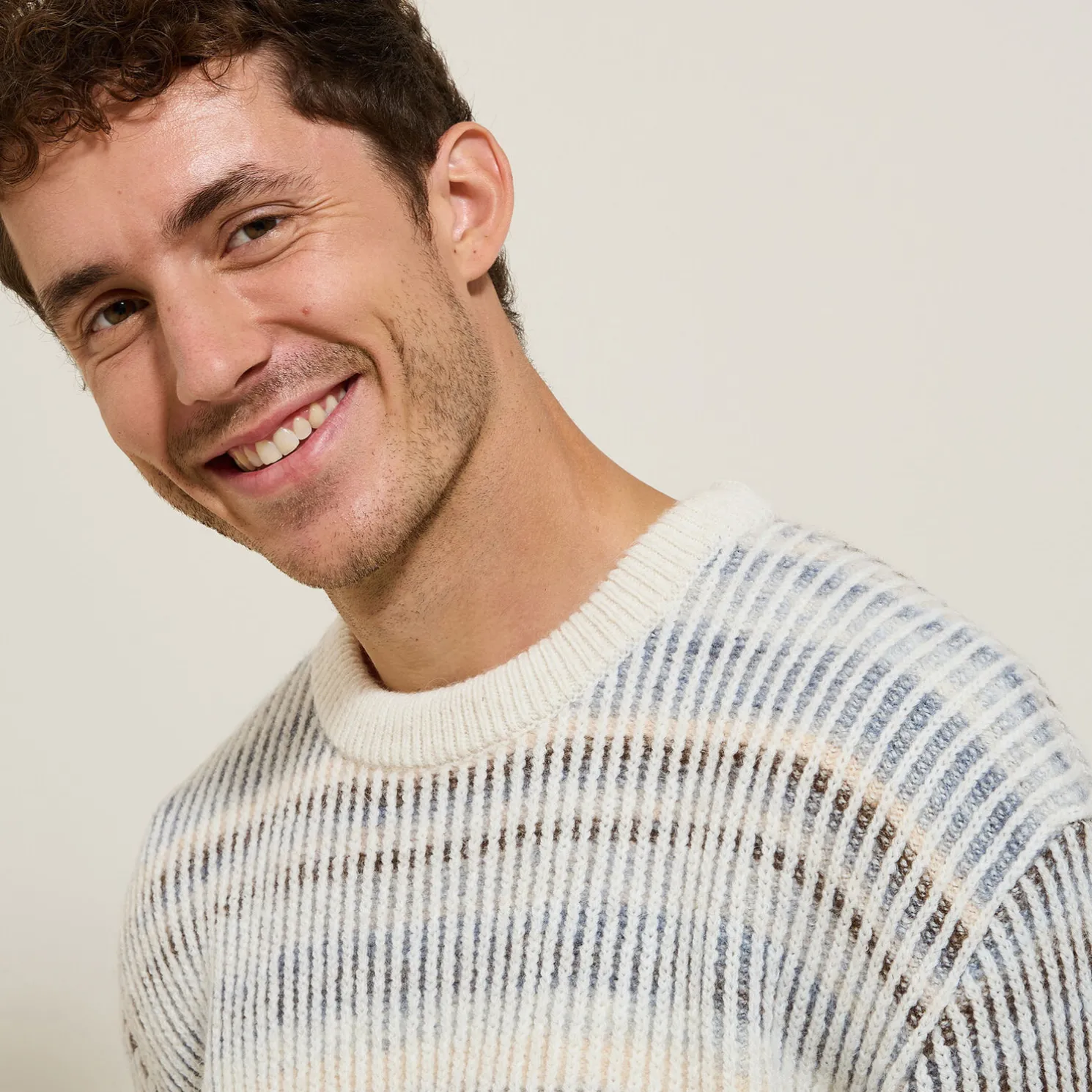 Trui met ronde hals en kleurverloopeffect