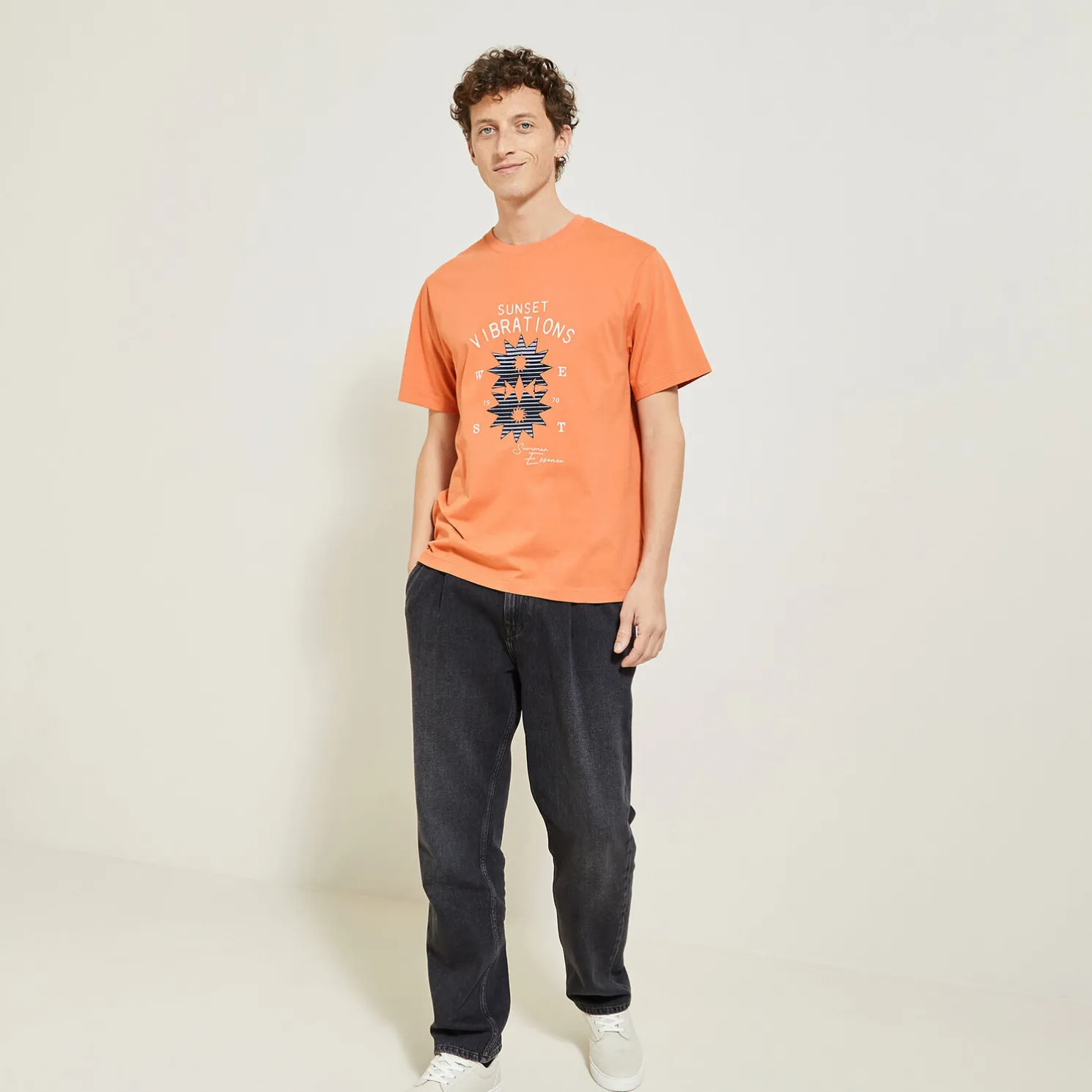 T-shirt aangebrachte print vooraan