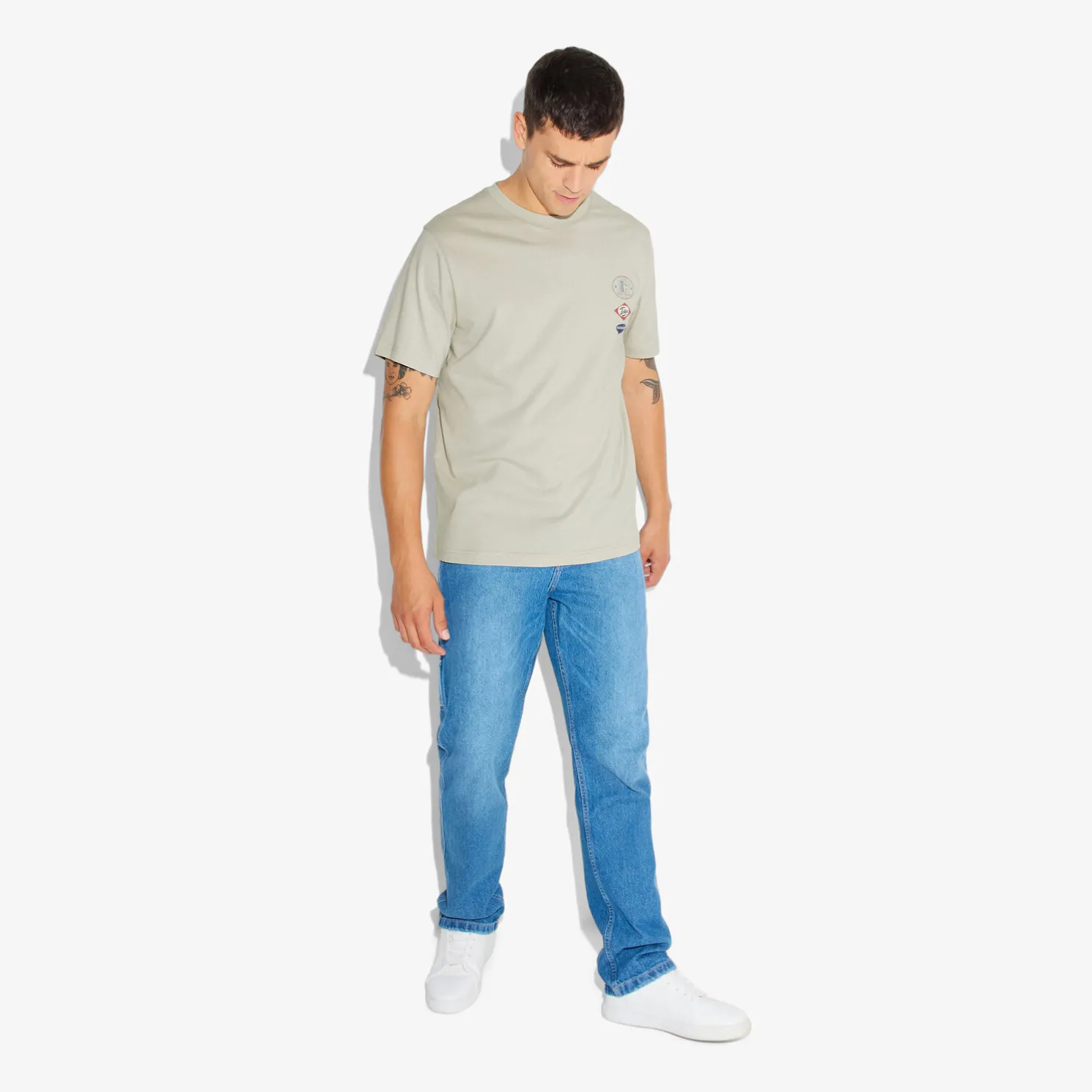 T-shirt met ronde hals en willekeurige print