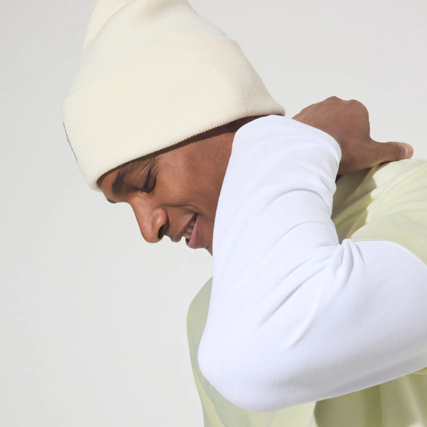 T-shirt met ronde hals en willekeurige print