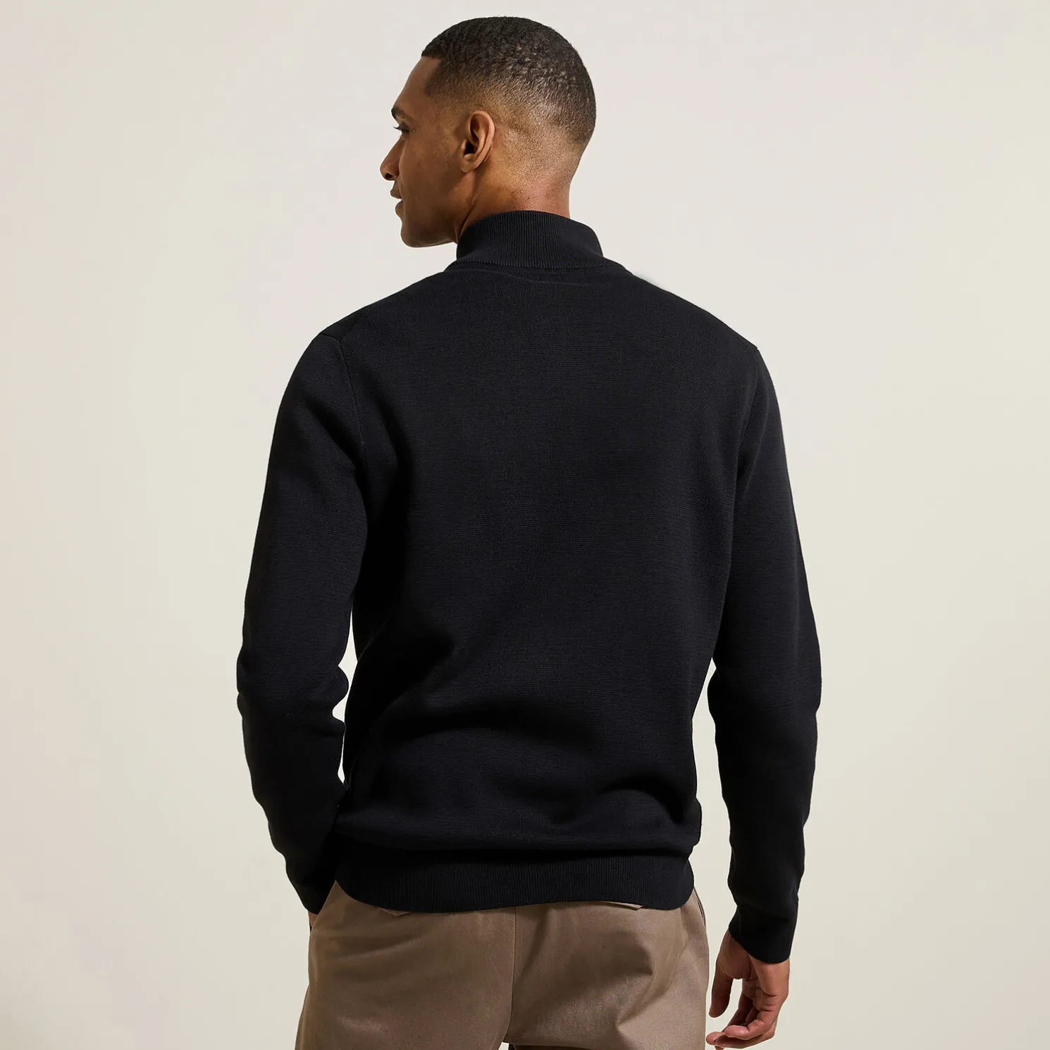 Vest met ristsluiting en opstaande kraag