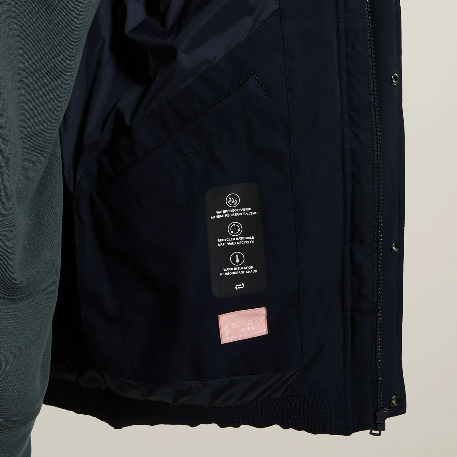 Waterafstotende gewatteerde jas