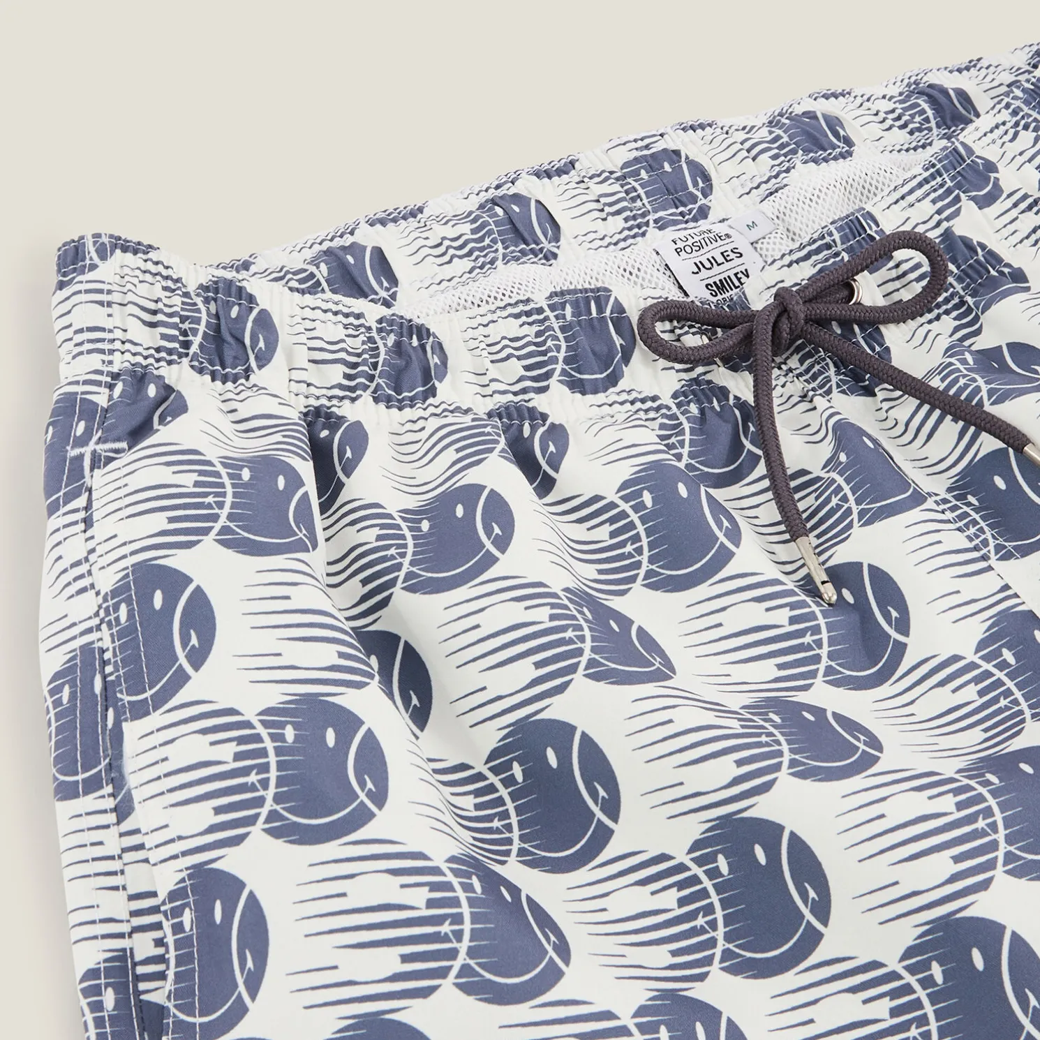 Zwemshort, Smiley-licentie